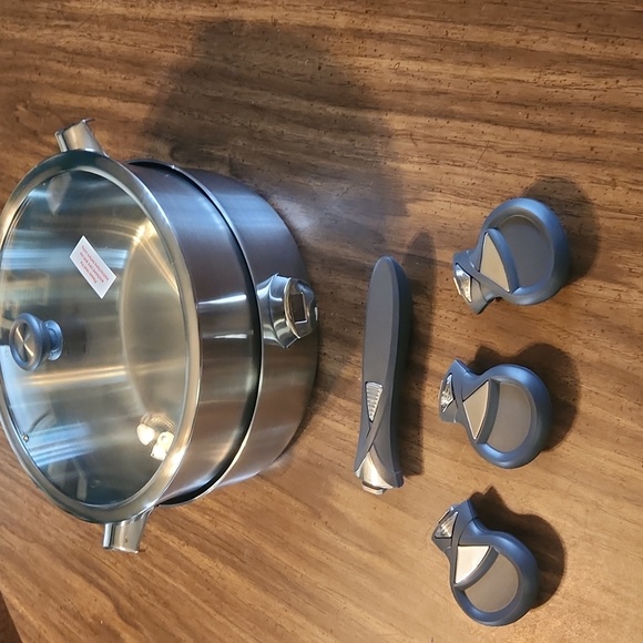 MOJO Kitchen logic nesting cookware with removable handles - Picture 2 of 3